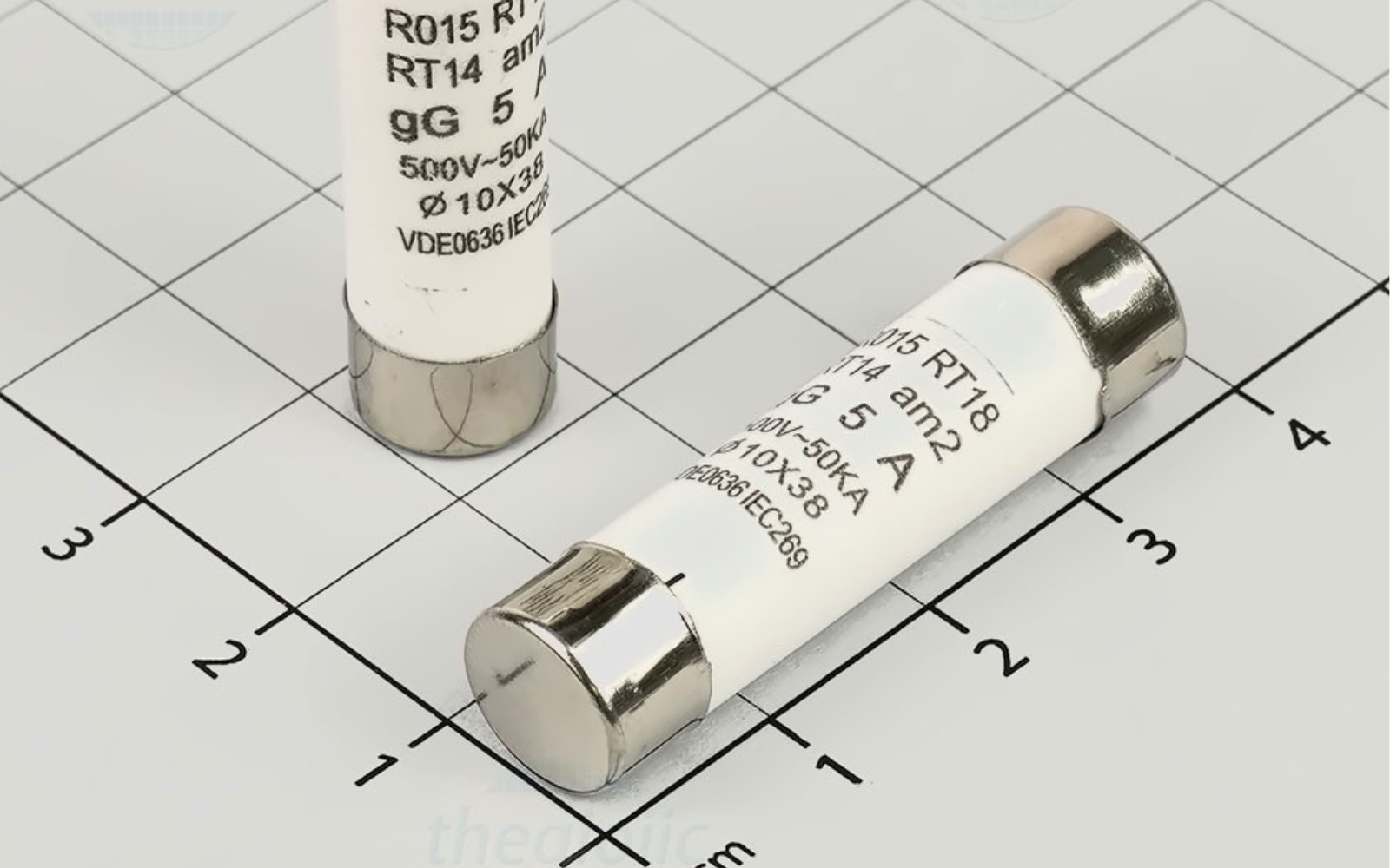 Các loại cầu chì trong hệ thống điện từ dân dụng đến công nghiệp 12 Các loại cầu chì
